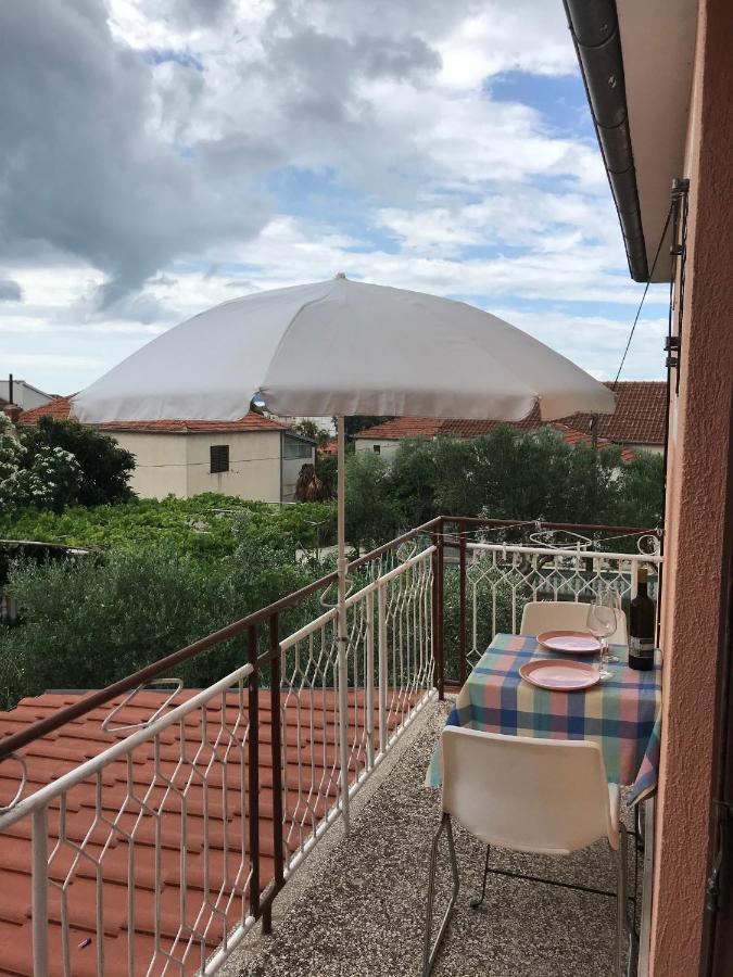 Apartmani Vilma Pakoštane Esterno foto