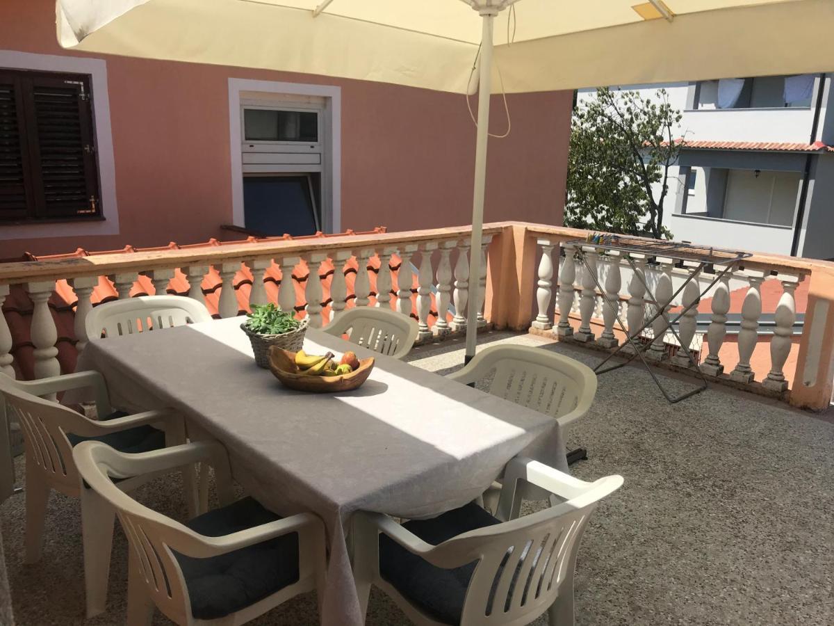 Apartmani Vilma Pakoštane Esterno foto