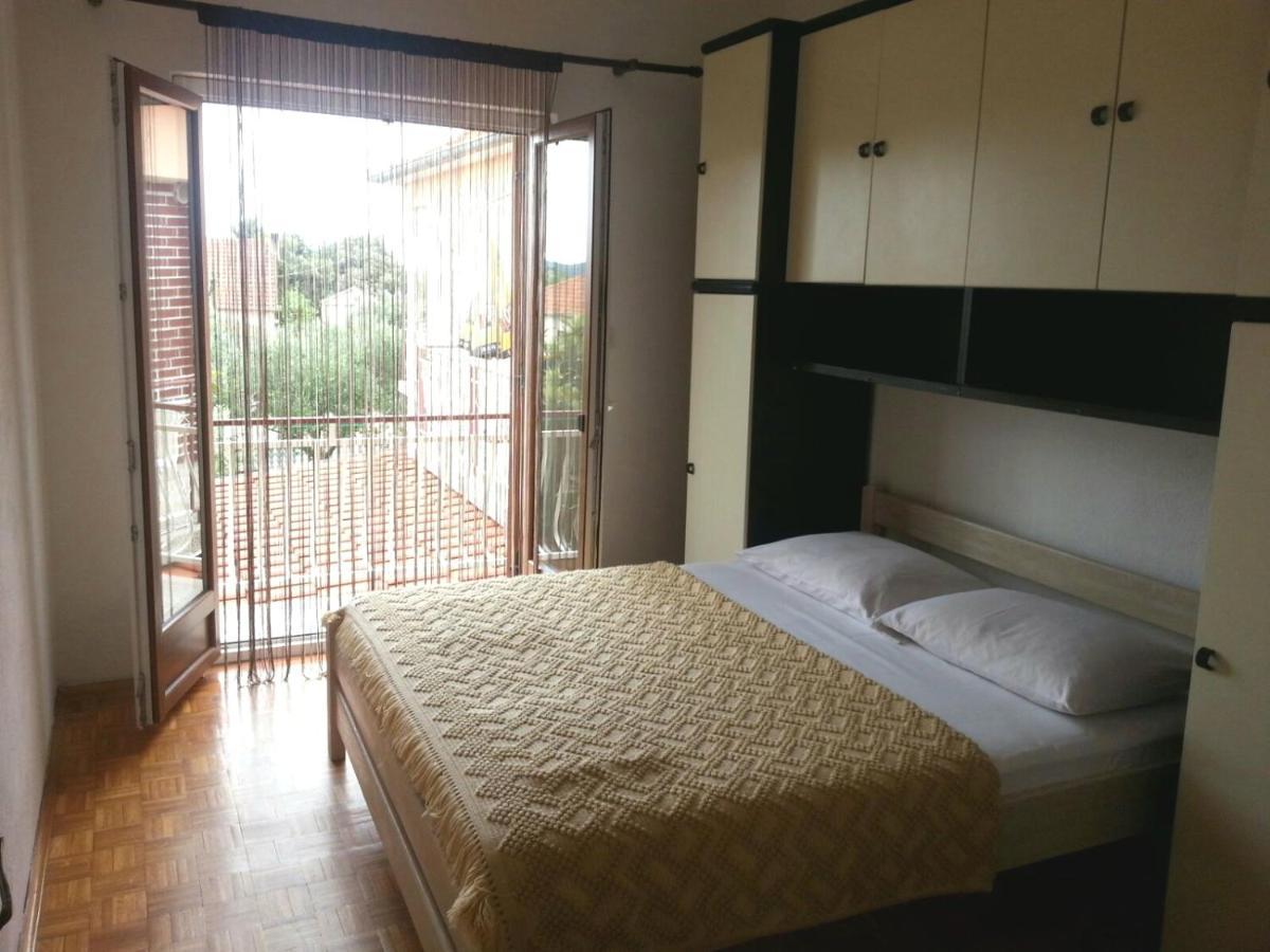 Apartmani Vilma Pakoštane Esterno foto